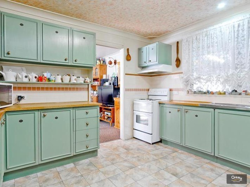 172 Railway Road, Quakers Hill NSW 2763