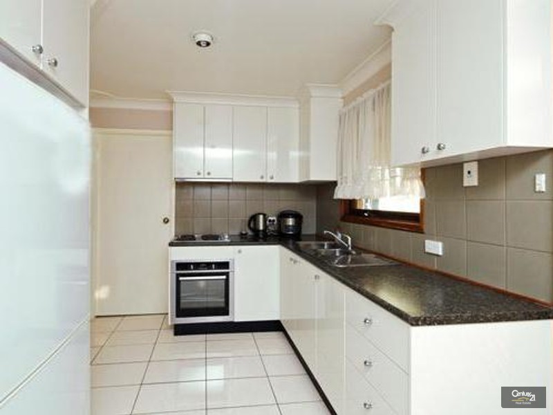 5 Roy Place, Marayong NSW 2148