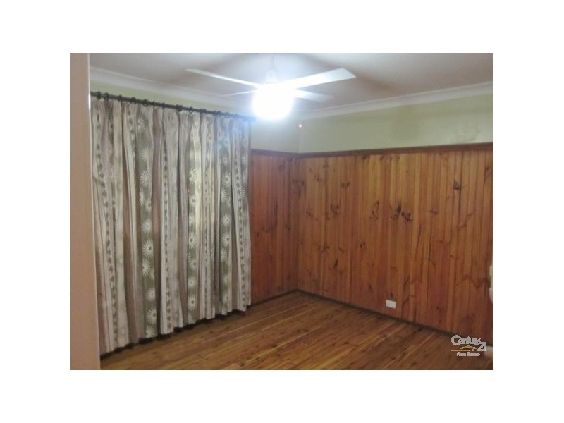 103 RAILWAY ROAD, Quakers Hill NSW 2763