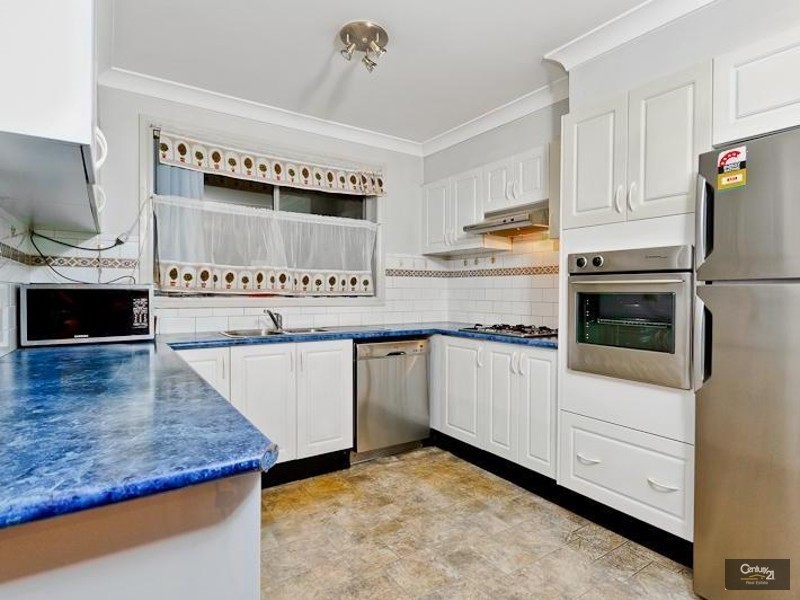 10 Currawong Street, Glenwood NSW 2768