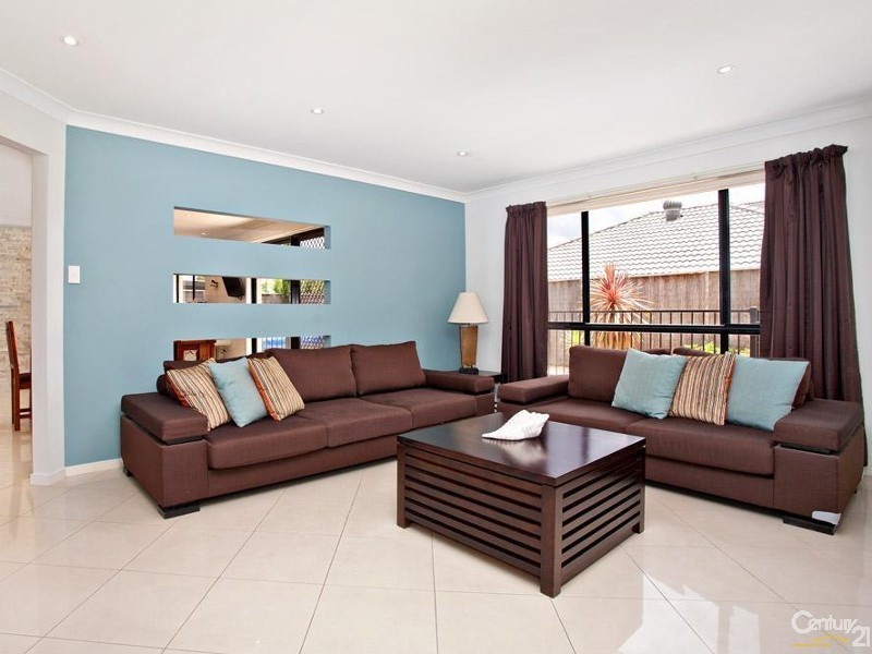 18 Ashtead Parade, Stanhope Gardens NSW 2768