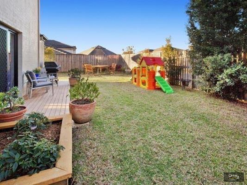 18 Ashtead Parade, Stanhope Gardens NSW 2768