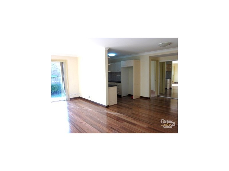 3/30 HILLCREST ROAD, Quakers Hill NSW 2763