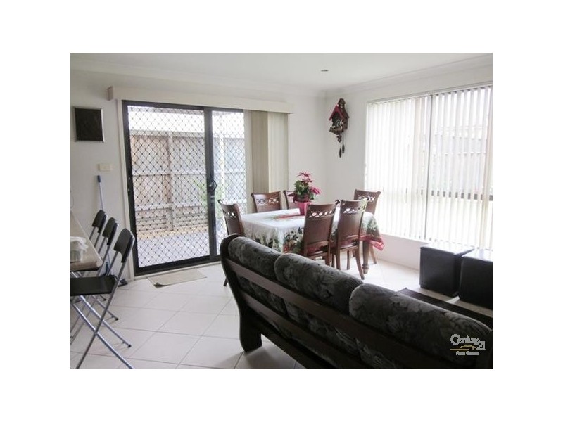 6 Caritta Court, Parklea NSW 2768