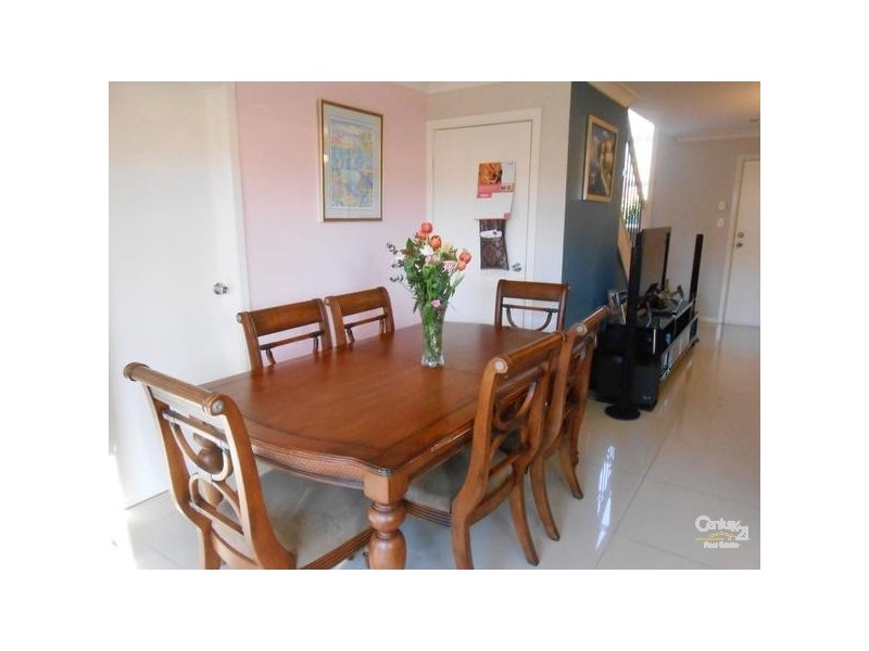 2/2A FEDERAL ROAD, Seven Hills NSW 2147