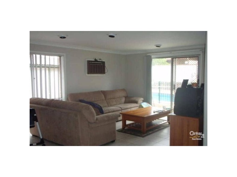 2 JODIE PLACE, Quakers Hill NSW 2763