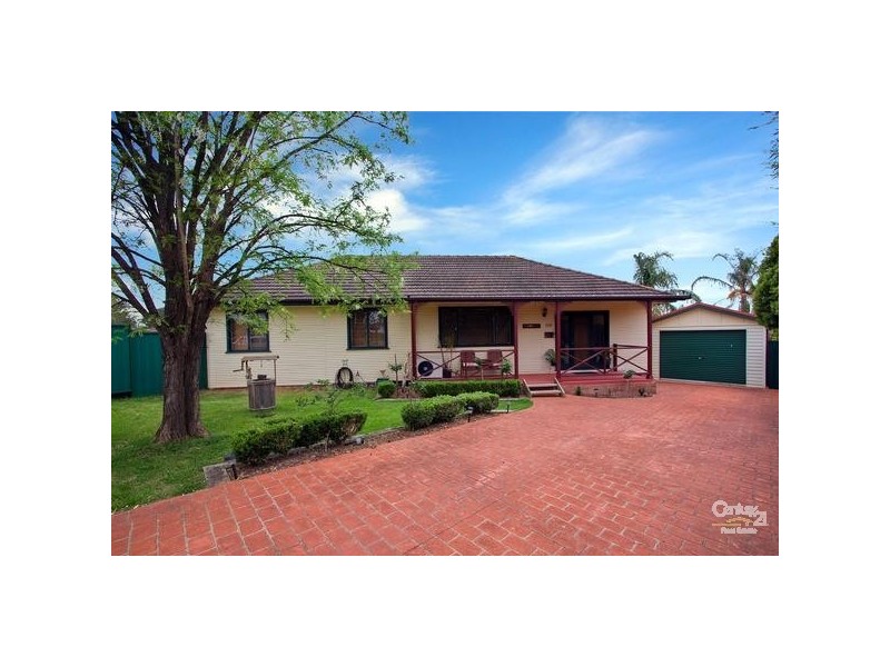 129 COWPER CIRCLE, Quakers Hill NSW 2763