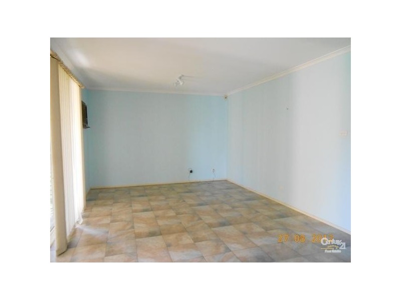 143 Walker Street, Quakers Hill NSW 2763