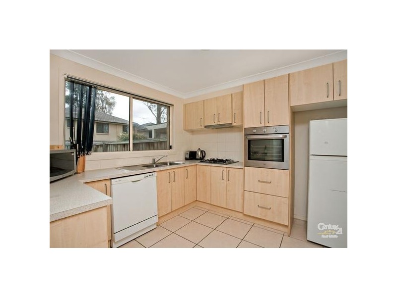 57 TREETOP CIRCUIT, Quakers Hill NSW 2763