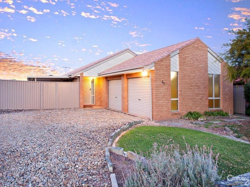 37 Kashmir Avenue, Quakers Hill NSW 2763