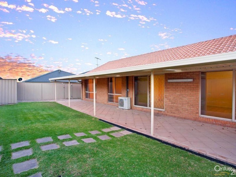 37 Kashmir Avenue, Quakers Hill NSW 2763