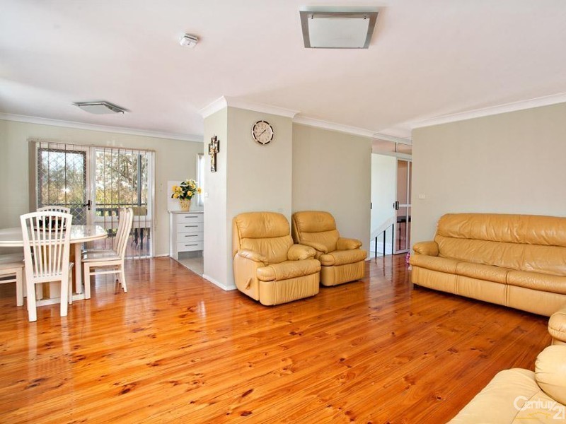 71 Solander Road, Kings Langley NSW 2147