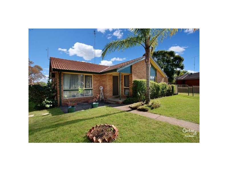 2 Dow Place, Marayong NSW 2148