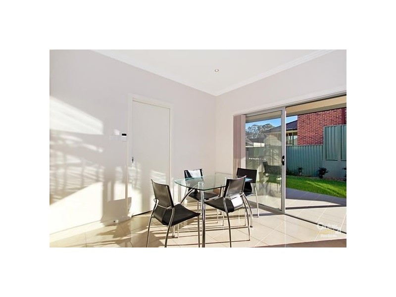 6/44 PEARCE ROAD, Quakers Hill NSW 2763