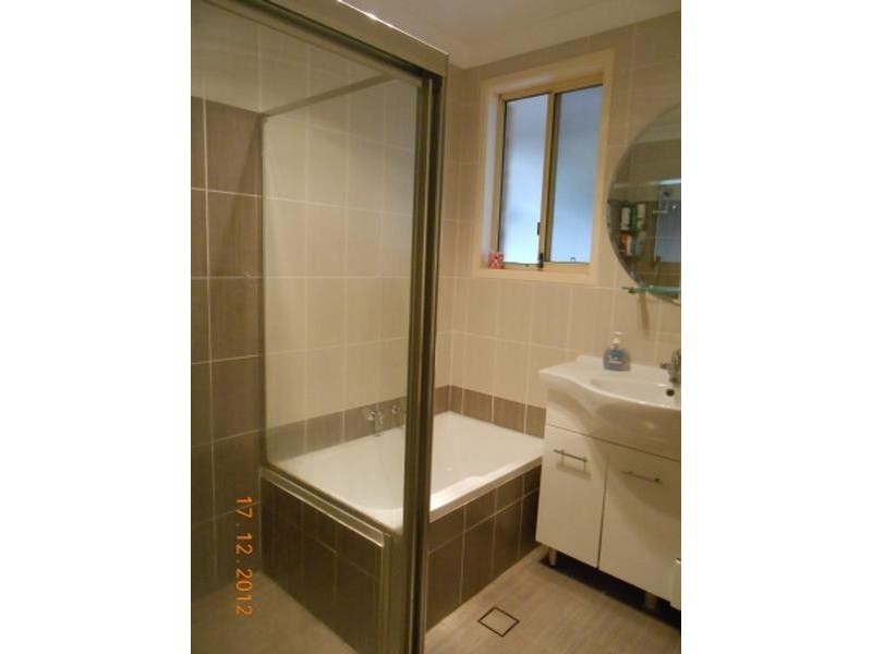 8 Pagoda Crescent, Quakers Hill NSW 2763