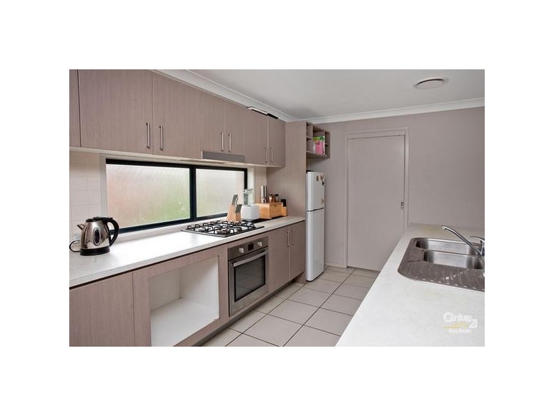 62 Tree Top Circuit, Quakers Hill NSW 2763