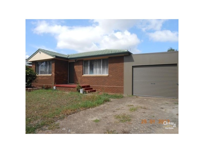 96 Lovegrove Drive, Quakers Hill NSW 2763