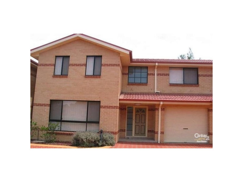 4/10 Lovegrove Drive, Quakers Hill NSW 2763