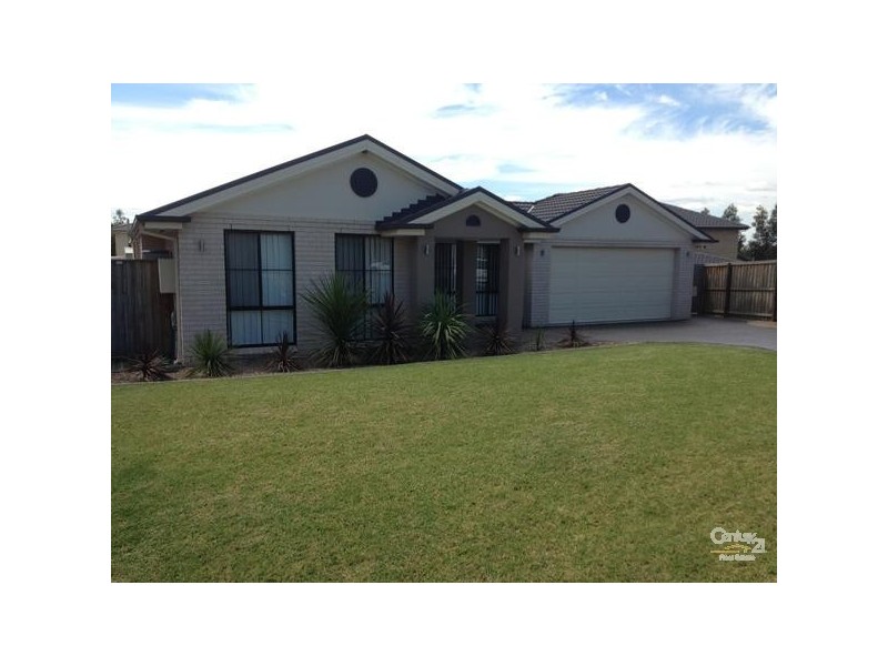 5 Faxon Close, Colebee NSW 2761