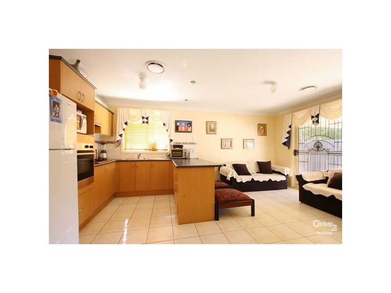 8 Rafferty Way, Quakers Hill NSW 2763