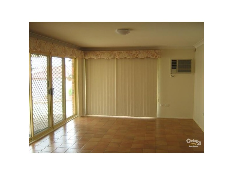 92 Pagoda Crescent, Quakers Hill NSW 2763