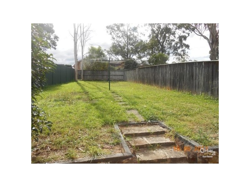 25a Sampson Crescent, Quakers Hill NSW 2763