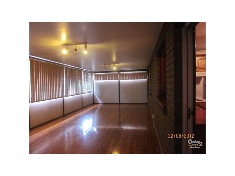 12 Riley Street, Quakers Hill NSW 2763