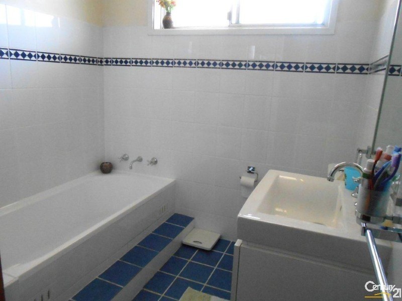 3 MONTROSE STREET, Quakers Hill NSW 2763