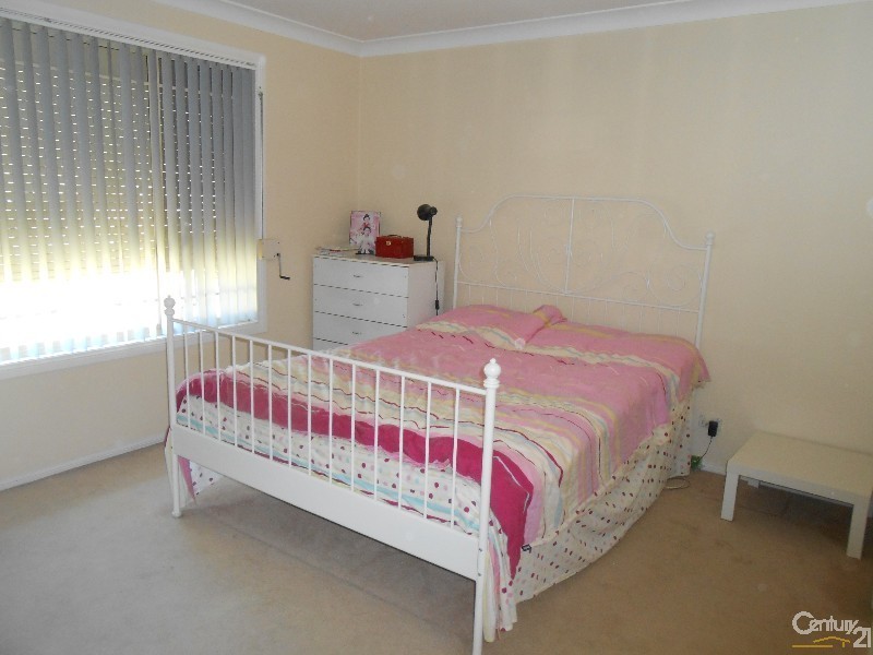 34 BALI DRIVE, Quakers Hill NSW 2763