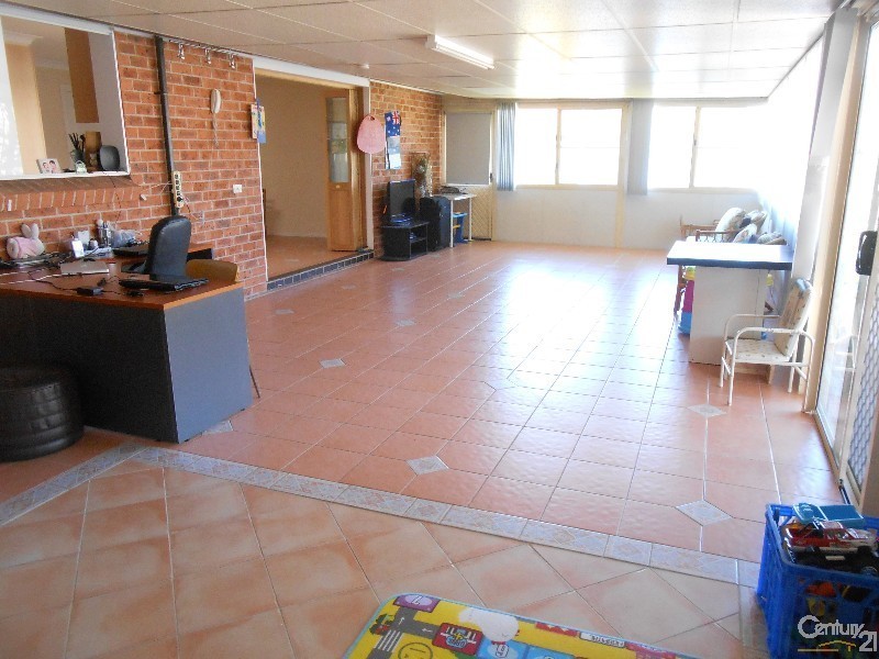 34 BALI DRIVE, Quakers Hill NSW 2763