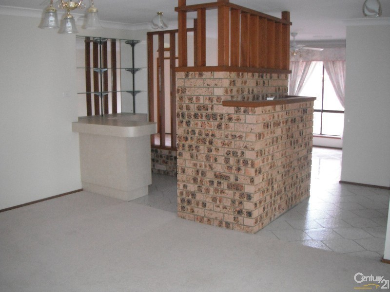 15 Dormer Grove, Quakers Hill NSW 2763