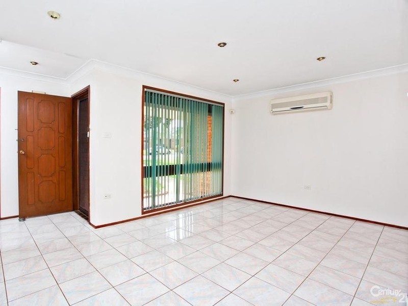 3 Cowper Circle, Quakers Hill NSW 2763