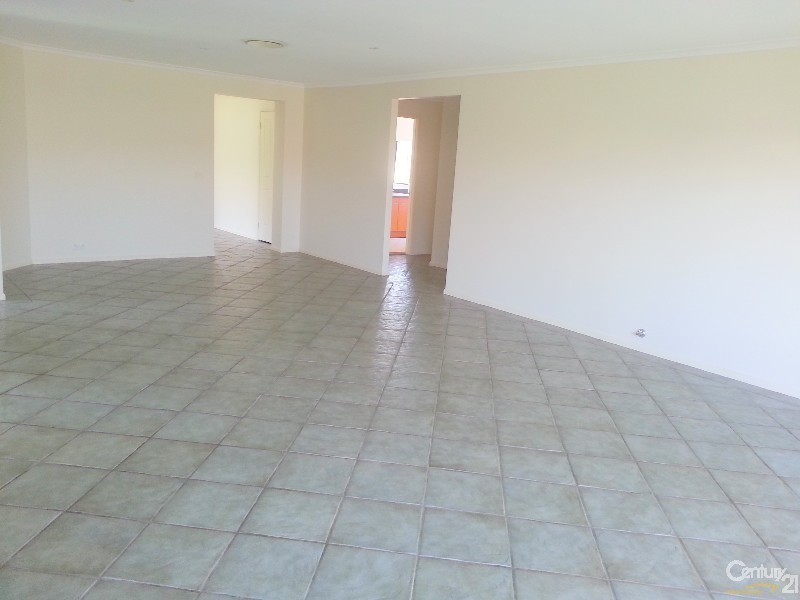 98 Phoenix Avenue, Stanhope Gardens NSW 2768