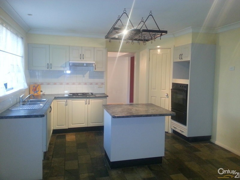 16 Baxter Crescent, Glendenning NSW 2761