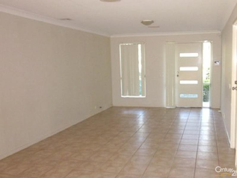 21 Tree Top Circuit, Quakers Hill NSW 2763