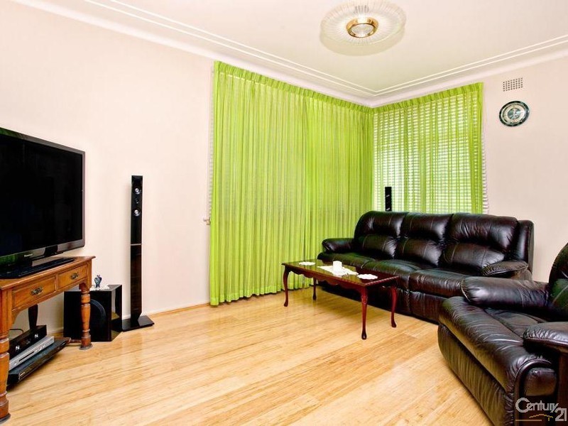 4 Crudge Road, Marayong NSW 2148