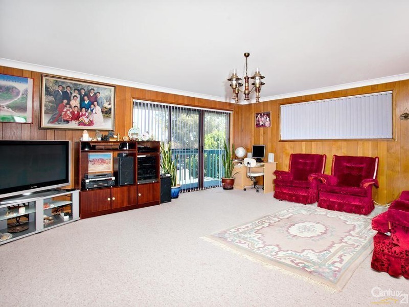 46 Warrimoo Drive, Quakers Hill NSW 2763