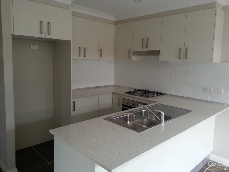 9 Bugle Street, Ropes Crossing NSW 2760