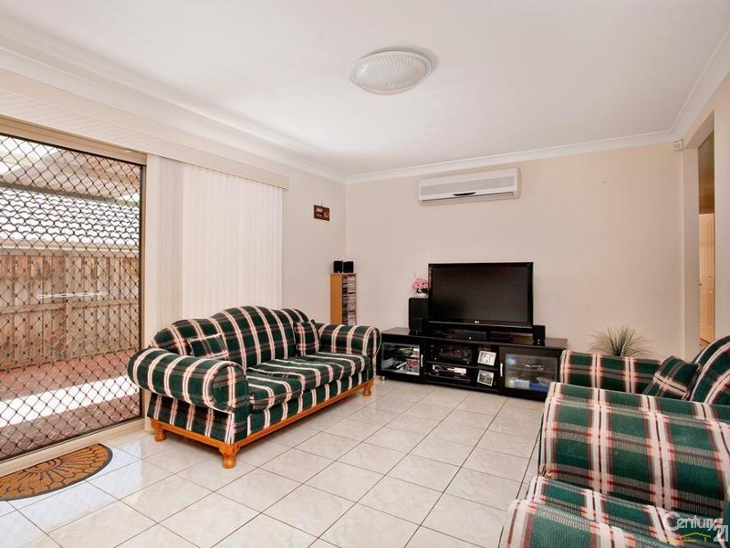 77 Greendale Terrace, Quakers Hill NSW 2763