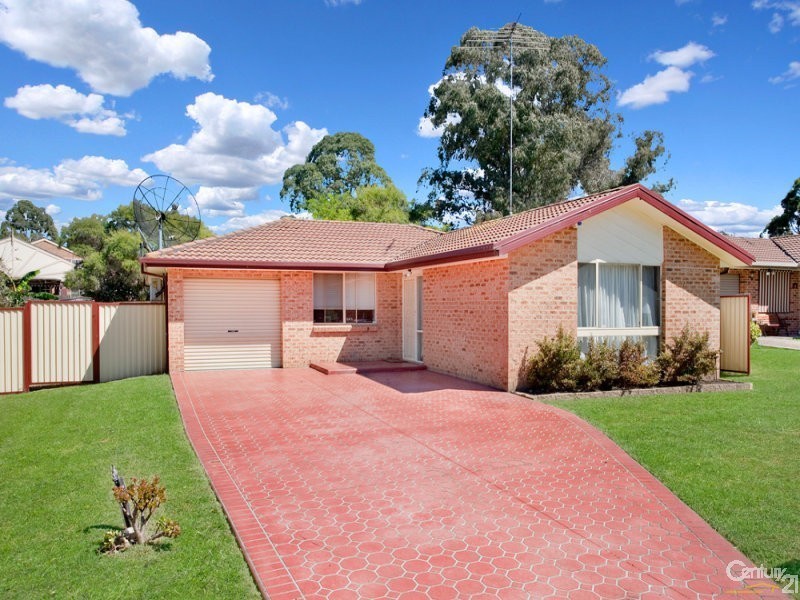 8 Pagoda Crescent, Quakers Hill NSW 2763