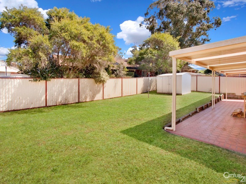 8 Pagoda Crescent, Quakers Hill NSW 2763