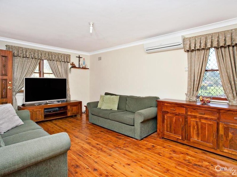 12 Hindemith Avenue, Emerton NSW 2770