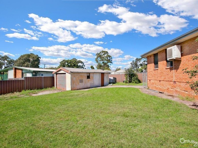 12 Hindemith Avenue, Emerton NSW 2770