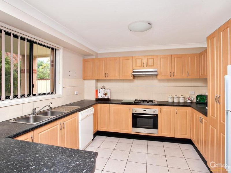 3/10 Lovegrove Drive, Quakers Hill NSW 2763
