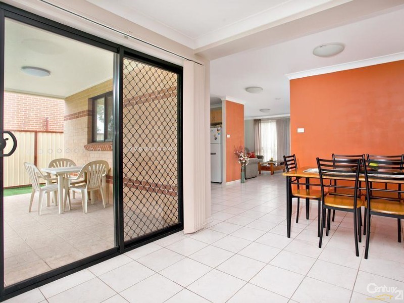 3/10 Lovegrove Drive, Quakers Hill NSW 2763