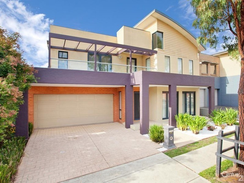 27 Pugh Avenue, Pemulwuy NSW 2145