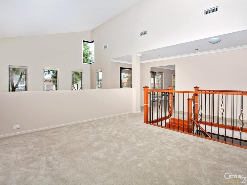 27 Pugh Avenue, Pemulwuy NSW 2145