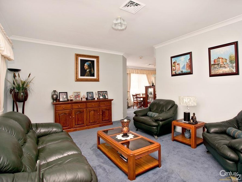 9 Ramona Street, Quakers Hill NSW 2763