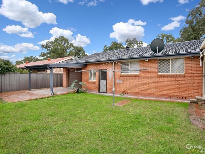 22 Fuchsia Crescent, Quakers Hill NSW 2763