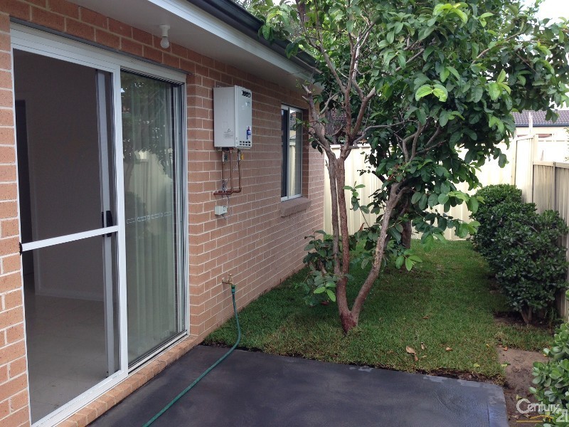 27A Cowper Circle, Quakers Hill NSW 2763